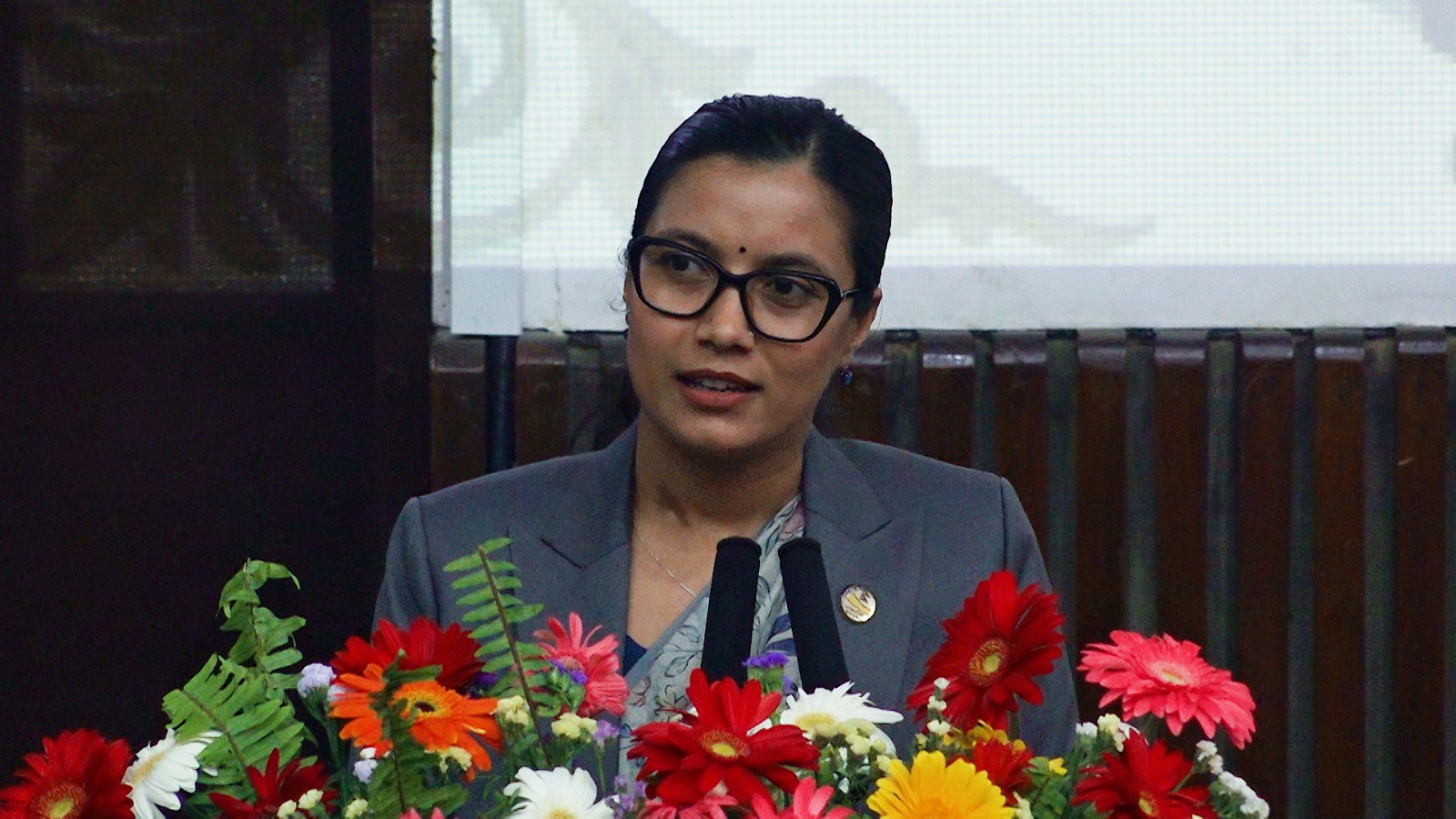 ‘कानुनले अड्काउँछ होइन, समाधान दिन्छ भन्ने भाष्य बनाउनुपर्छ’ : मन्त्री सोविता गौतम