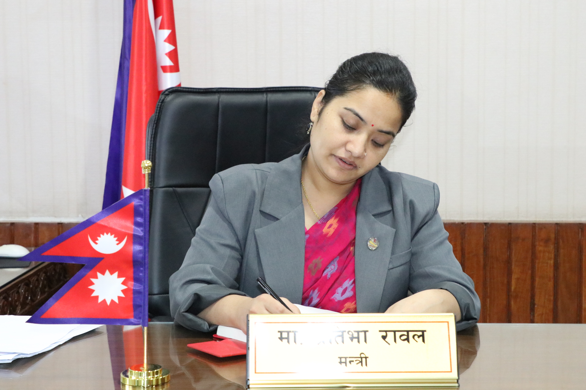 कान्तिपुर सहकारीका १०० ऋणीको नाम सार्वजनिक, ऋण चुक्ता गरिसकेकालाई प्रमाणसहित उपस्थित हुन आग्रह
