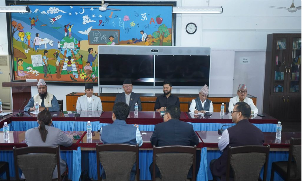 सरकारको कामबारे रवि लामिछानेले दलहरूसँग मागे सुझाव, सर्वदलीय बैठकमा भयो छलफल