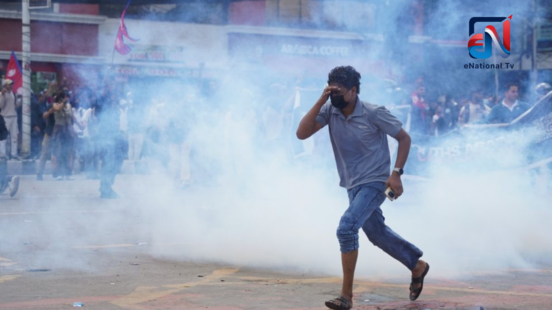 शहीद घोषणा गरिएकाका परिवारलाई सरकारले १० वर्षसम्म मासिक २१ हजार आठ सय रुपैयाँको दरले वितरण गर्ने तयारी गरेको छ । प्रत्येक वर्ष चाडबाड भत्तासहित १३ महिनाको सुविधा जेनजी शहीद परिवारले पाउने छन् । ‘४२ जना शहीद परिवारलाई मासिक २१ हजार आठ सय रुपैयाँ १३ महिनासम्म उपलब्ध गराउँदा ११ करोड ९० लाख २८ हजार रुपैयाँको हिसाब आयो,’ मन्त्रालय स्रोतले भन्यो ।